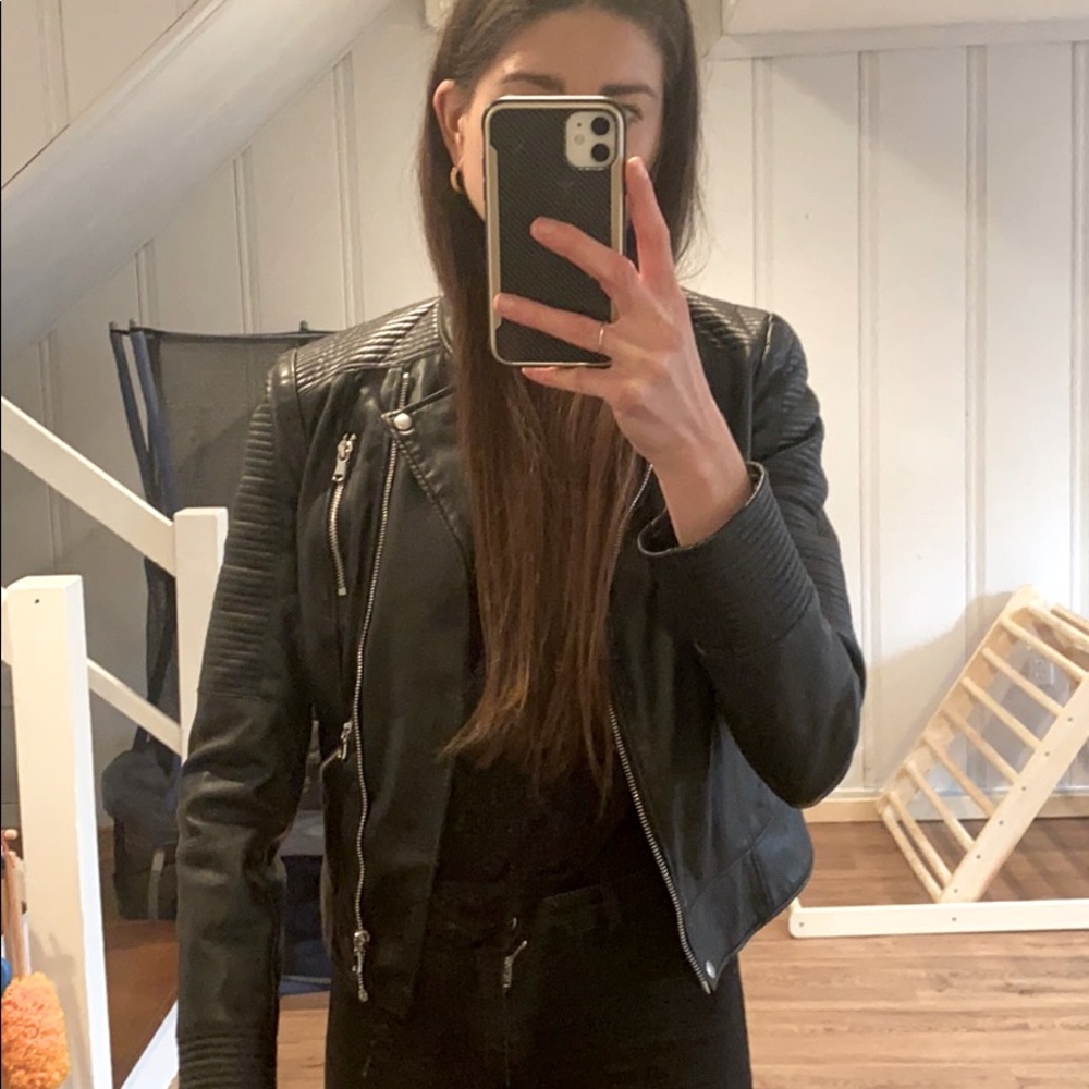 Zara Bomber faux Leather jacket XS